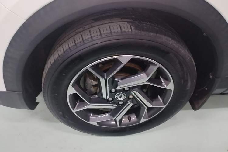 Used Dongfeng Aeolus AX7 2020 1.6T Automatic AI Pioneer Model China VI Standard Left Front Wheel Hub