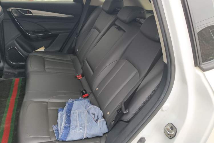 Used Dongfeng Aeolus AX7 2020 1.6T Automatic AI Flagship Version China VI Standard Left Rear Seat