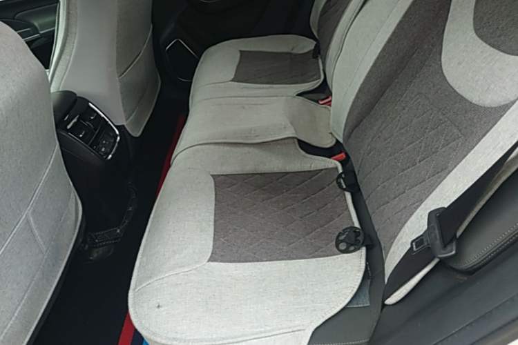 Used Dongfeng Aeolus AX7 2020 1.6T Automatic AI Pioneer Model China V Standard Left Rear Seat