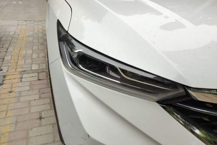 Used Dongfeng Aeolus AX7 2020 1.6T Automatic AI Navigation Model China VI Standard Right Front Headlight