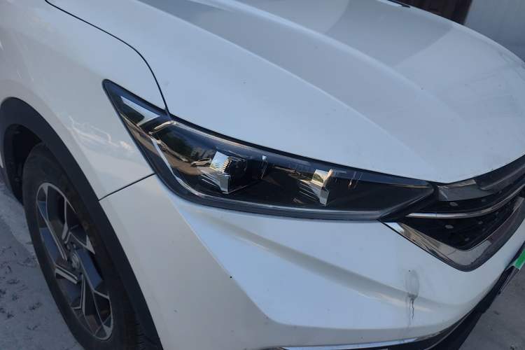 Used Dongfeng Aeolus AX7 2020 1.6T Automatic AI Navigation Model China VI Standard Right Front Headlight