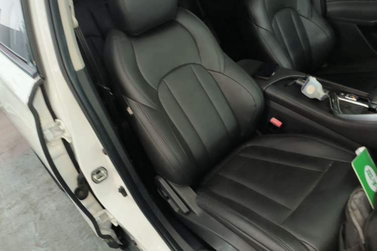 Used Dongfeng Aeolus AX7 2020 1.6T Automatic AI Pioneer Model China V Standard Right Front Seat