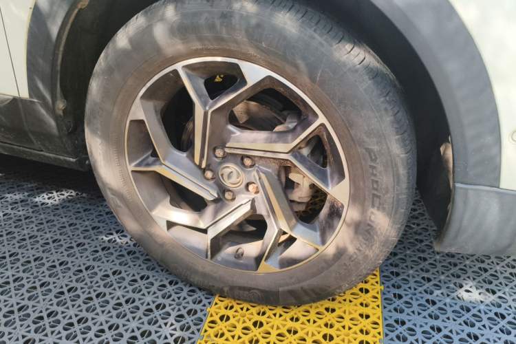 Used Dongfeng Aeolus AX7 2020 1.6T Automatic AI Flagship Version China VI Standard Right Front Wheel Hub