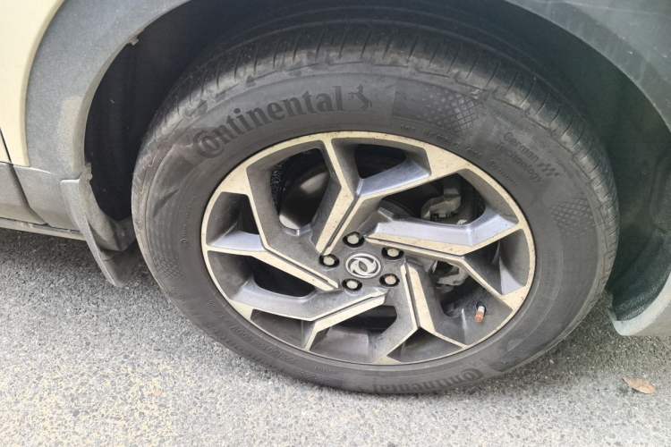 Used Dongfeng Aeolus AX7 2020 1.6T Automatic AI Navigation Model China VI Standard Right Front Wheel Hub