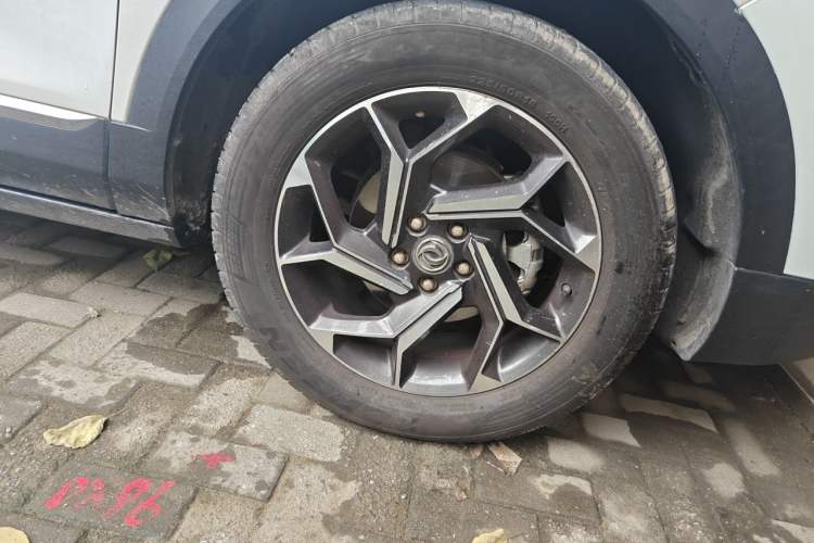 Used Dongfeng Aeolus AX7 2020 1.6T Automatic AI Navigation Model China VI Standard Right Front Wheel Hub