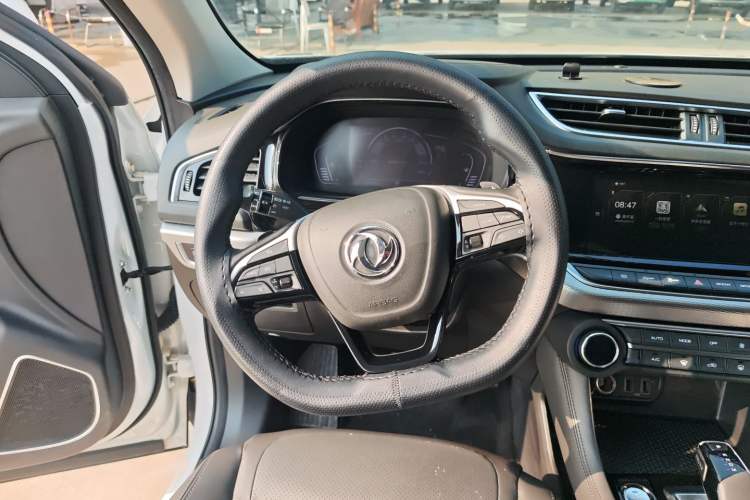 Used Dongfeng Aeolus AX7 2020 1.6T Automatic AI Navigation Model China VI Standard Steering Wheel
