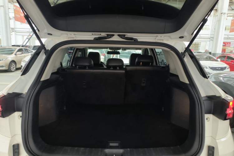 Used Dongfeng Aeolus AX7 2020 1.6T Automatic AI Pioneer Model China V Standard Trunk