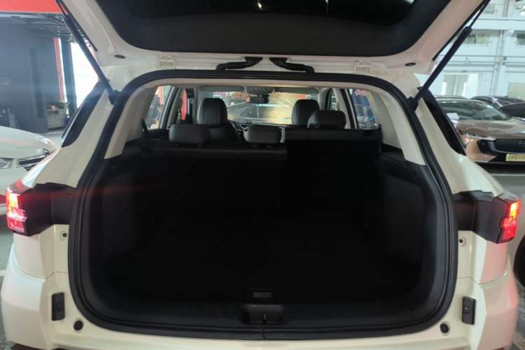 Used Dongfeng Aeolus AX7 2020 1.6T Automatic AI Navigation Model China VI Standard Trunk