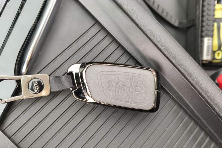 Used Dongfeng Aeolus AX7 2020 1.6T Automatic AI Flagship Version China VI Standard Vehicle Key