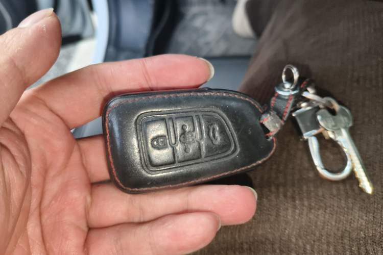 Used Dongfeng Aeolus AX7 2020 1.6T Automatic AI Navigation Model China VI Standard Vehicle Key