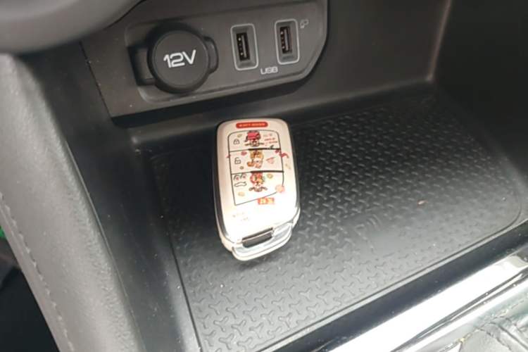 Used Dongfeng Aeolus AX7 2020 1.6T Automatic AI Pioneer Model China V Standard Vehicle Key