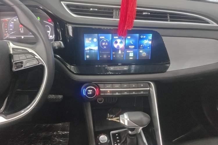 Used Dongfeng Aeolus AX7 2021 1.6T Automatic Zhiyue Edition Audio And AC Panel