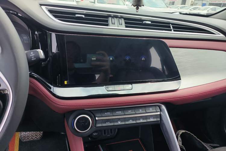 Used Dongfeng Aeolus AX7 2021 PRO 1.6T Automatic Intelligent Driving Edition Audio And AC Panel