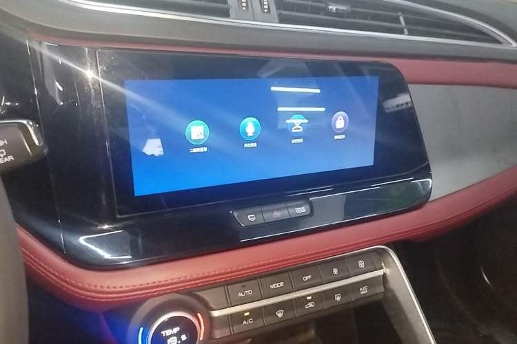 Used Dongfeng Aeolus AX7 2021 PRO 1.6T Automatic Smart Edition Audio And AC Panel