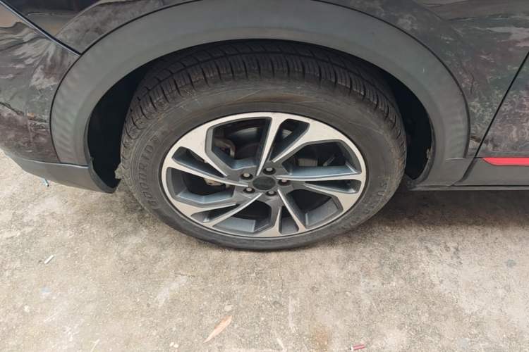 Used Dongfeng Aeolus AX7 2021 PRO 1.6T Automatic Glory Edition Exterior 2