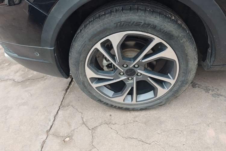 Used Dongfeng Aeolus AX7 2021 PRO 1.6T Automatic Glory Edition Exterior 3