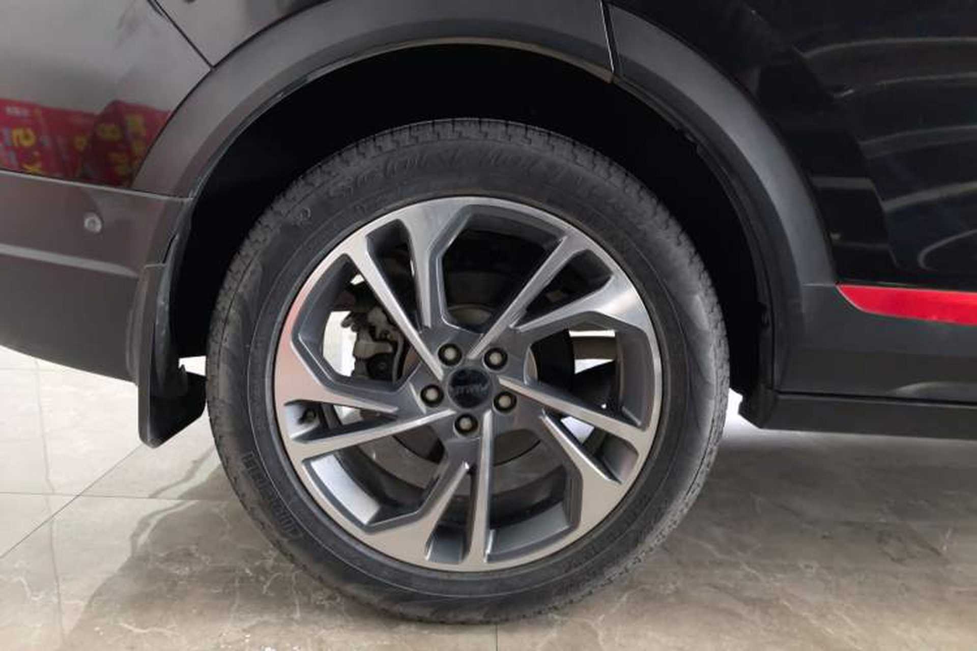 Used Dongfeng Aeolus AX7 2021 PRO 1.6T Automatic Glory Edition Exterior 8