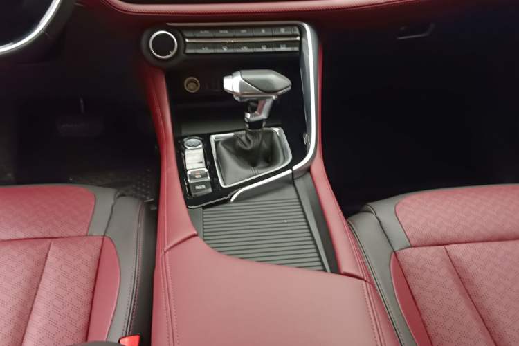 Used Dongfeng Aeolus AX7 2021 PRO 1.6T Automatic Smart Edition Gear Lever