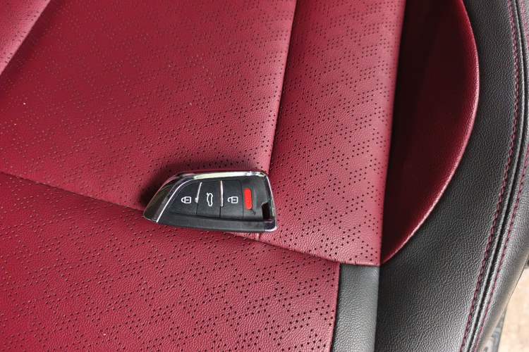 Used Dongfeng Aeolus AX7 2021 PRO 1.6T Automatic Smart Edition Interior 1