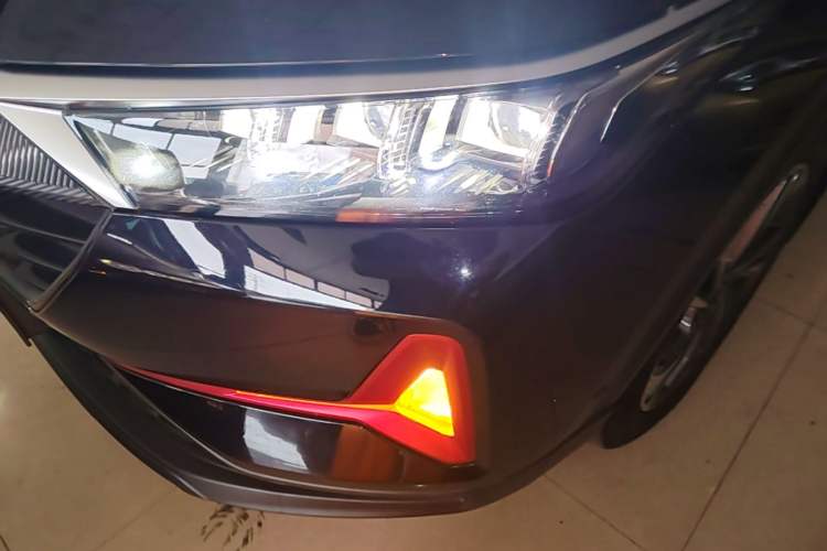 Used Dongfeng Aeolus AX7 2021 PRO 1.6T Automatic Glory Edition Left Front Headlight