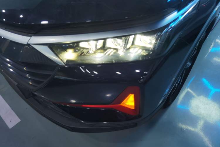 Used Dongfeng Aeolus AX7 2021 PRO 1.6T Automatic Intelligent Driving Edition Left Front Headlight