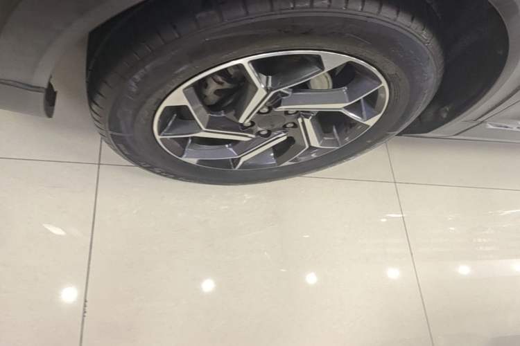 Used Dongfeng Aeolus AX7 2021 1.6T Automatic Zhiyue Edition Left Front Wheel Hub