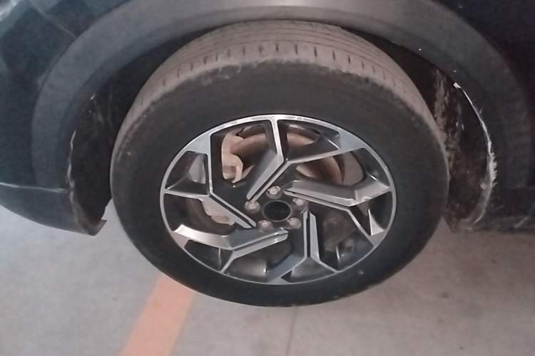 Used Dongfeng Aeolus AX7 2021 PRO 1.6T Automatic Smart Edition Left Front Wheel Hub