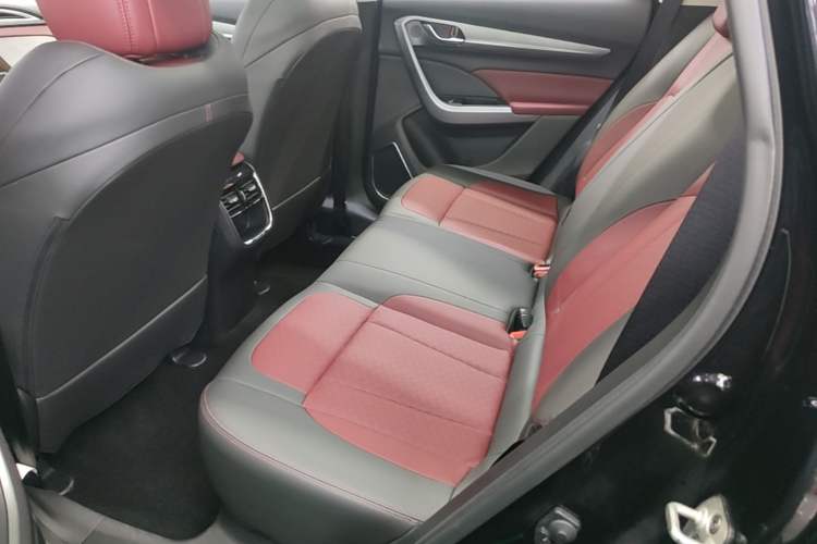 Used Dongfeng Aeolus AX7 2021 PRO 1.6T Automatic Smart Edition Left Rear Seat