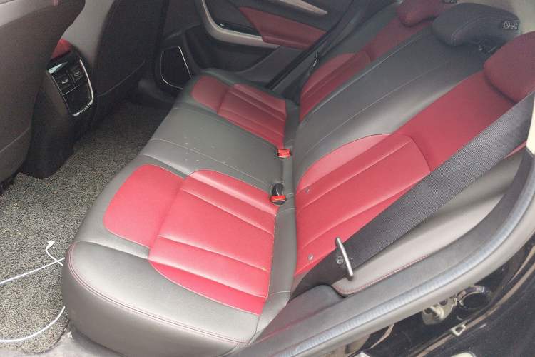 Used Dongfeng Aeolus AX7 2021 PRO 1.6T Automatic Intelligent Driving Edition Left Rear Seat