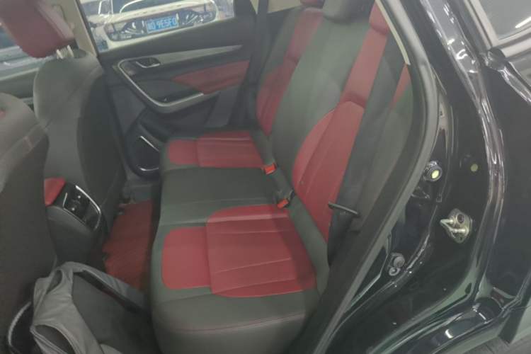 Used Dongfeng Aeolus AX7 2021 PRO 1.6T Automatic Jullang Edition Left Rear Seat