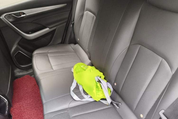 Used Dongfeng Aeolus AX7 2021 1.6T Automatic Zhiyue Edition Left Rear Seat