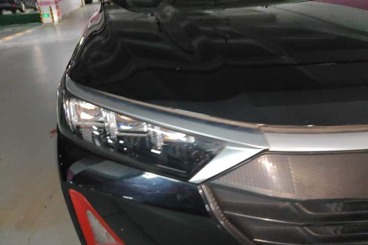 Used Dongfeng Aeolus AX7 2021 PRO 1.6T Automatic Glory Edition Right Front Headlight