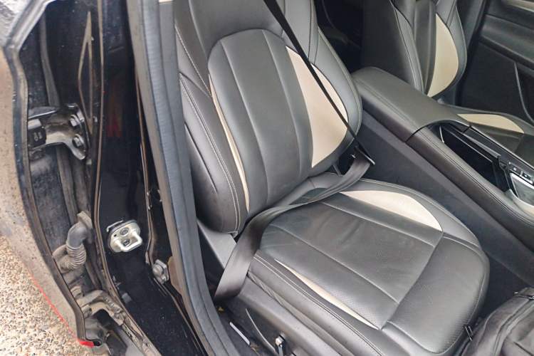 Used Dongfeng Aeolus AX7 2021 PRO 1.6T Automatic Intelligent Driving Edition Right Front Seat