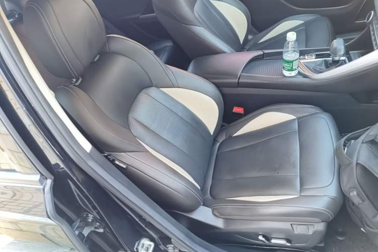 Used Dongfeng Aeolus AX7 2021 PRO 1.6T Automatic Jullang Edition Right Front Seat