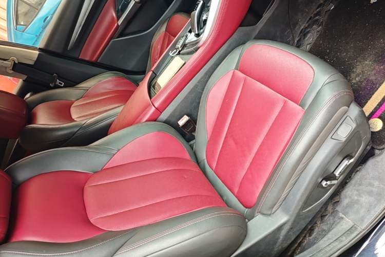 Used Dongfeng Aeolus AX7 2021 PRO 1.6T Automatic Glory Edition Right Front Seat