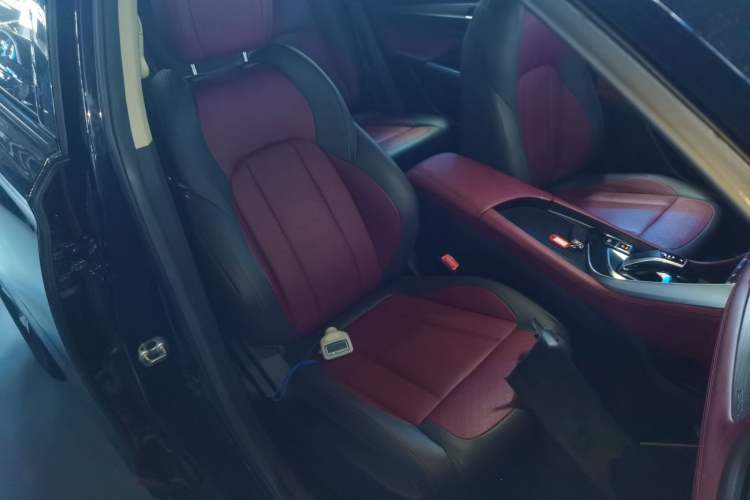 Used Dongfeng Aeolus AX7 2021 PRO 1.6T Automatic Intelligent Driving Edition Right Front Seat