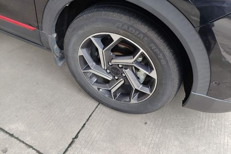Used Dongfeng Aeolus AX7 2021 PRO 1.6T Automatic Intelligent Driving Edition Right Front Wheel Hub