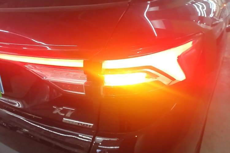 Used Dongfeng Aeolus AX7 2021 PRO 1.6T Automatic Smart Edition Right Rear Taillight