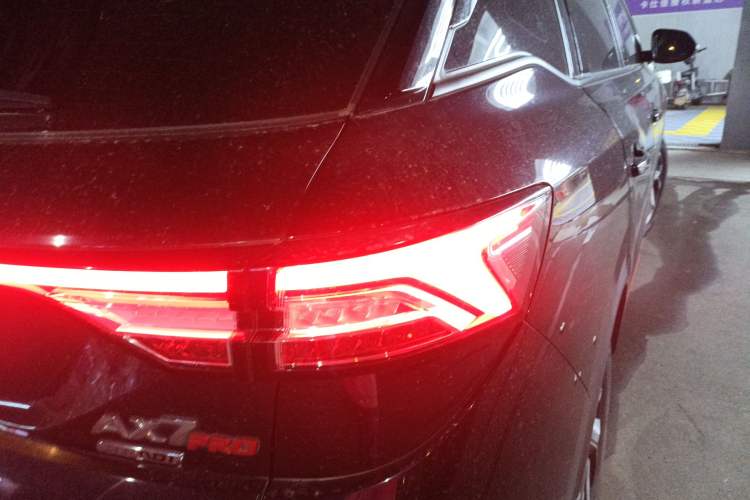 Used Dongfeng Aeolus AX7 2021 PRO 1.6T Automatic Smart Edition Right Rear Taillight