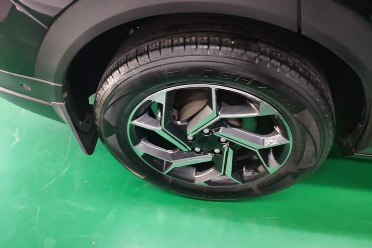 Used Dongfeng Aeolus AX7 2021 PRO 1.6T Automatic Smart Edition Right Rear Wheel Hub