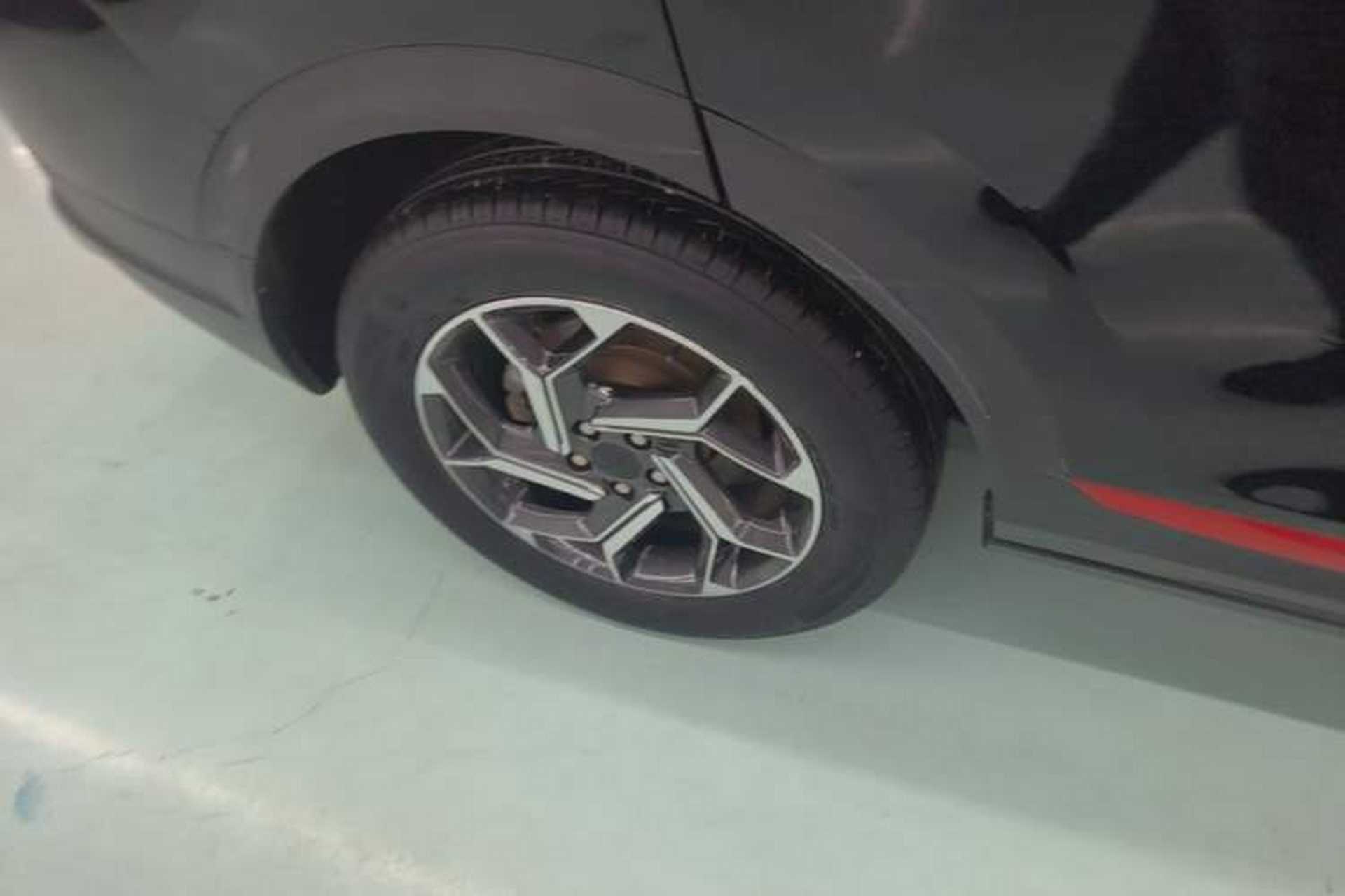 Used Dongfeng Aeolus AX7 2021 PRO 1.6T Automatic Jullang Edition Right Rear Wheel Hub