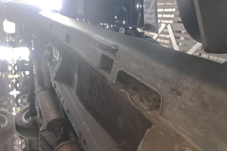 Used Dongfeng Aeolus AX7 2021 1.6T Automatic Zhiyue Edition Right Side Sill