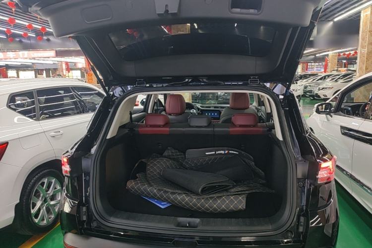 Used Dongfeng Aeolus AX7 2021 PRO 1.6T Automatic Smart Edition Trunk