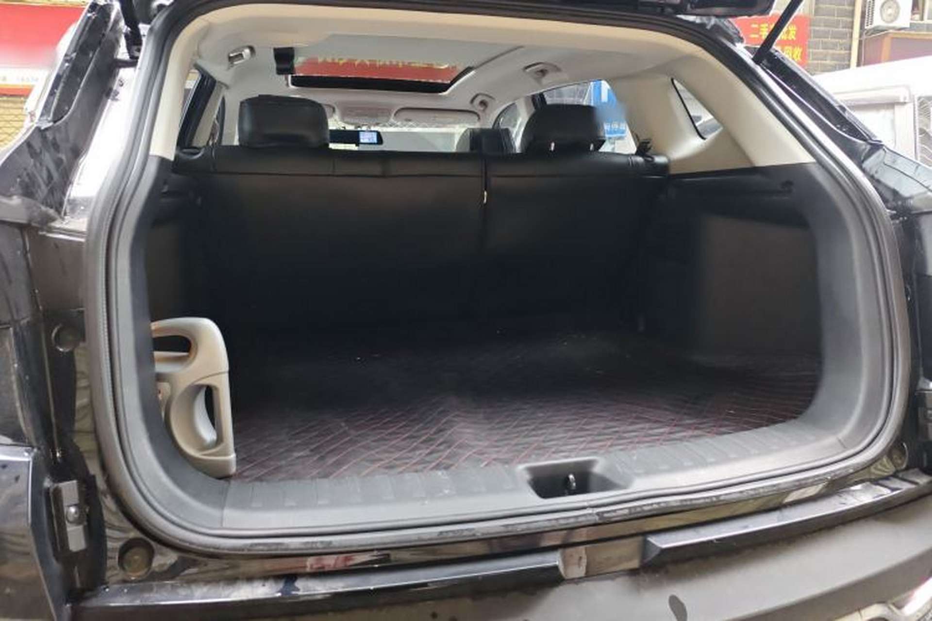 Used Dongfeng Aeolus AX7 2021 1.6T Automatic Zhiyue Edition Trunk