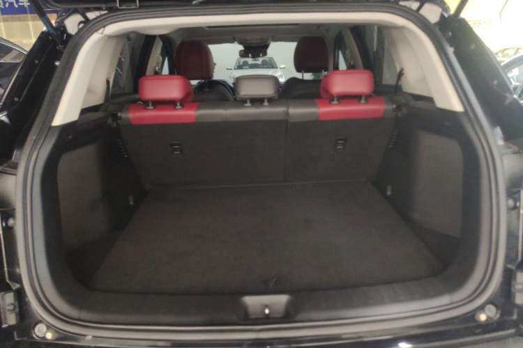 Used Dongfeng Aeolus AX7 2021 PRO 1.6T Automatic Smart Edition Trunk