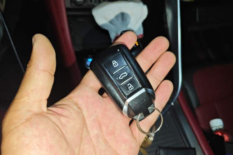 Used Dongfeng Aeolus AX7 2021 PRO 1.6T Automatic Glory Edition Vehicle Key