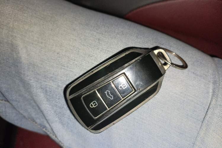 Used Dongfeng Aeolus AX7 2021 PRO 1.6T Automatic Smart Edition Vehicle Key