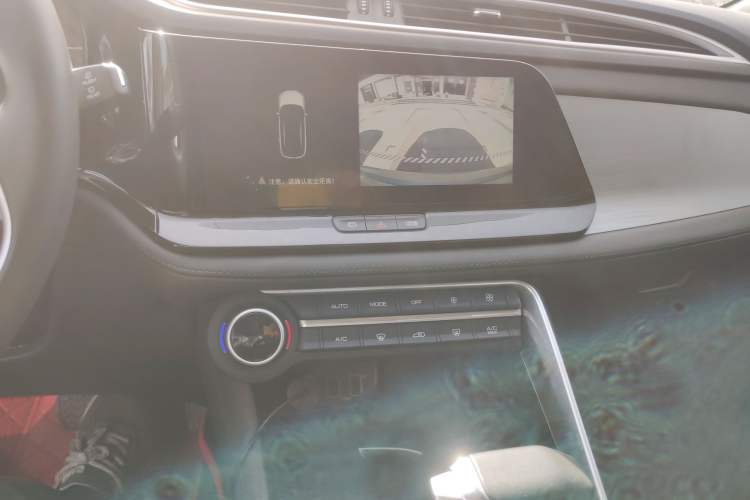 Used Dongfeng Aeolus AX7 2021 1.6T Automatic Zhiyue Edition Audio And AC Panel