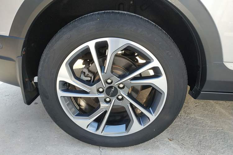 Used Dongfeng Aeolus AX7 2021 1.6T Automatic Zhiyue Edition Exterior 8