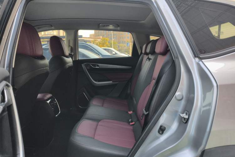 Used Dongfeng Aeolus AX7 2021 PRO 1.6T Automatic Glory Edition Left Rear Seat